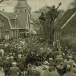 Paasgebruiken in Denekamp Paasstaak slepen 1937.png